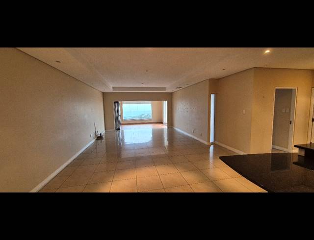 3 BEDROOM APARTMENT FOR SALE IN LA LUCIA